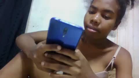 Snapshot of tsaralaza chatting on September 2025 07:19:02 PM tsaralaza online show from September 2025 07:19:02 PM