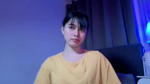 Bella Ratbu online show from December 2025 02:22:02 PM