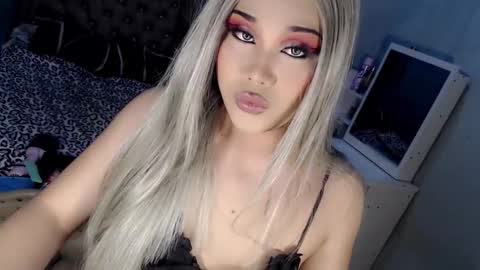 Snapshot of tsscarlett_xx chatting on October 2025 01:11:01 AM jayvie online show from October 2025 01:11:01 AM