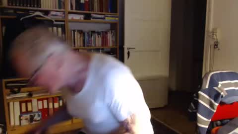 Snapshot of tubaist chatting on March 2025 07:59:02 PM FINN but call me NANNA online show from March 2025 07:59:02 PM