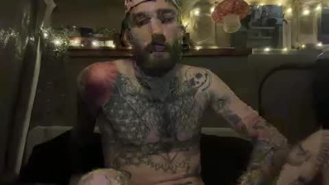 Snapshot of tuhands chatting on March 2025 08:11:01 AM Tuhands online show from March 2025 08:11:01 AM