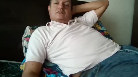 Snapshot of tuserasmia chatting on May 2026 09:22:01 PM Mario Ramirez online show from May 2026 09:22:01 PM