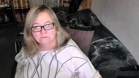 Lana online show from October 2025 08:58:01 PM