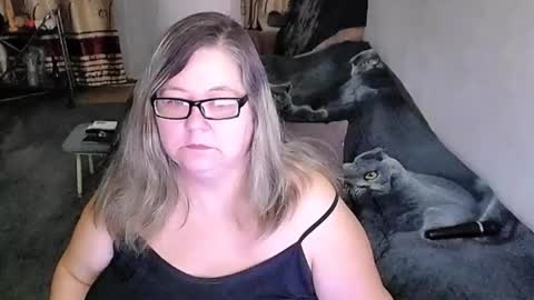 Lana online show from March 2026 12:38:01 AM