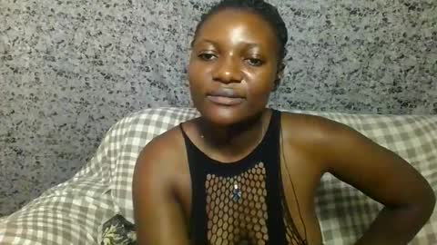 twerker_lyly online show from October 2025 05:13:02 PM