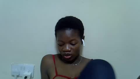 Twerlie online show from April 2026 06:52:02 PM