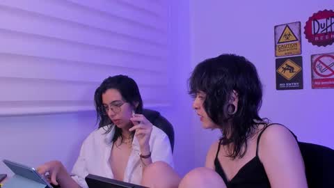 Snapshot of twilightmuses chatting on February 2026 10:04:02 PM Eve Lili online show from February 2026 10:04:02 PM