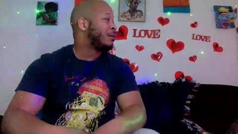 Snapshot of twinandlea chatting on March 2025 10:38:01 PM Twin and Lea online show from March 2025 10:38:01 PM