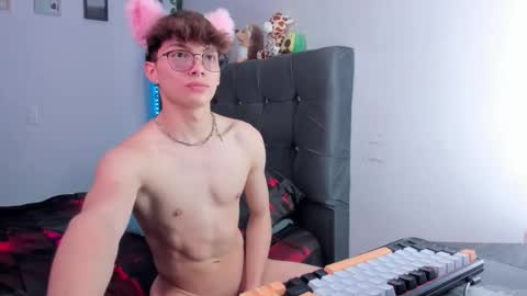 jhony online show from September 2025 08:57:01 PM