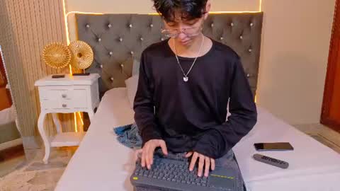 Sebastin online show from July 2026 12:22:02 PM