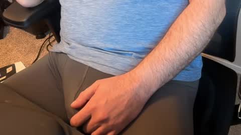 Snapshot of twinkboylover321 chatting on March 2025 06:37:01 PM Tell me what to do online show from March 2025 06:37:01 PM