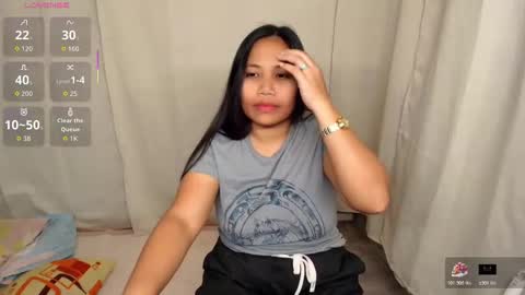 Snapshot of twinkle_purplemelon chatting on February 2026 06:35:02 PM twinkle_purplemelon online show from February 2026 06:35:02 PM