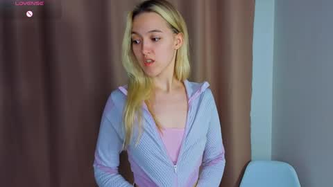 Mary online show from May 2026 06:34:02 PM