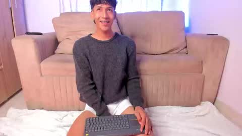 twinksboys_23 online show from January 2026 07:28:02 PM