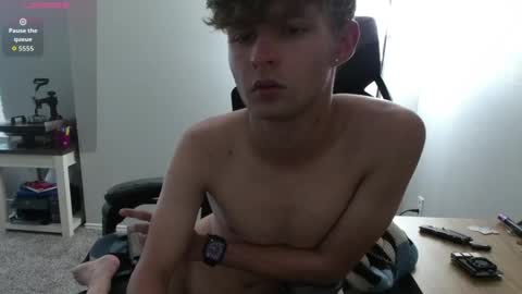 shytwink online show from June 2026 09:17:01 PM