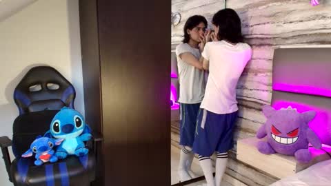 twinslovers_ online show from December 2025 03:57:01 AM