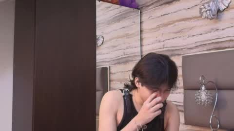 twinslovers_ online show from May 2026 04:17:01 AM