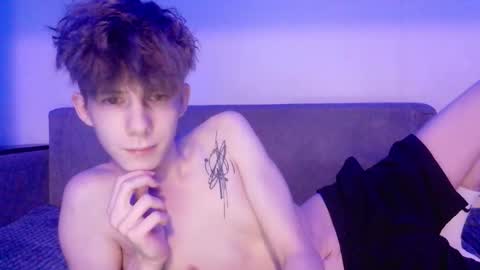 TwiShadow online show from February 2026 04:31:01 AM