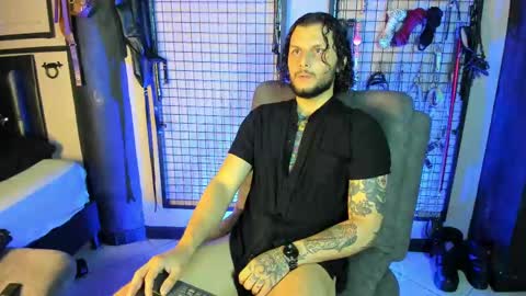 Snapshot of twisted_fantasy_ chatting on March 2025 01:36:02 AM Clio Tadeo online show from March 2025 01:36:02 AM