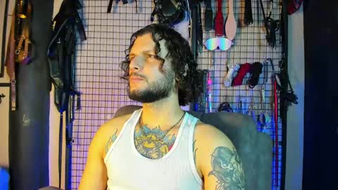 Snapshot of twisted_fantasy_ chatting on March 2025 04:41:01 AM Clio Tadeo online show from March 2025 04:41:01 AM