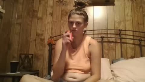 Snapshot of twizzler_twizzle chatting on September 2025 02:26:01 AM twizzler_twizzle online show from September 2025 02:26:01 AM