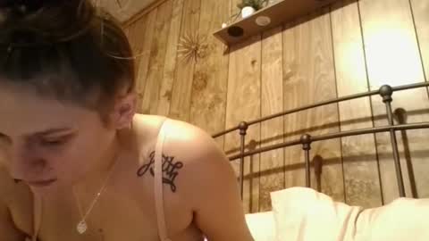 Snapshot of twizzler_twizzle chatting on November 2025 09:36:02 PM twizzler_twizzle online show from November 2025 09:36:02 PM