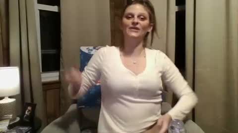 twizzler_twizzle online show from March 2026 02:50:02 AM