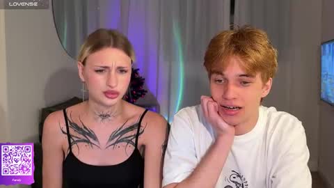 Molly and Nick online show from December 2025 06:59:01 PM