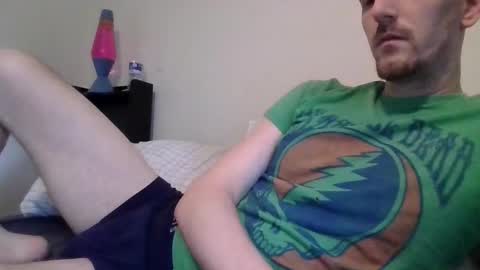 Snapshot of twohandandmore chatting on April 2026 04:45:02 PM twohandandmore online show from April 2026 04:45:02 PM