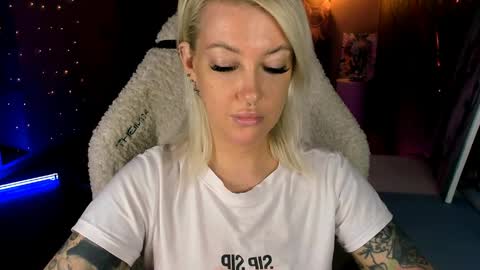 Miley online show from April 2026 01:05:02 PM