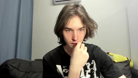 Snapshot of tyler__johnson chatting on January 2025 12:17:02 AM Tyler  johnson online show from January 2025 12:17:02 AM