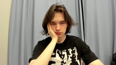 Snapshot of tyler__johnson chatting on January 2025 10:21:01 PM Tyler  johnson online show from January 2025 10:21:01 PM