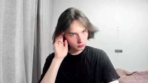 Snapshot of tyler__johnson chatting on February 2025 11:24:01 PM Tyler  johnson online show from February 2025 11:24:01 PM