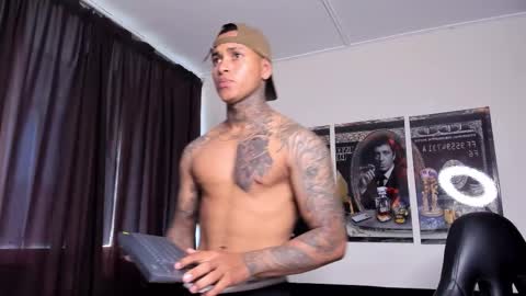 Snapshot of tyler_bell_ chatting on March 2026 03:19:02 PM tyler_bell_ online show from March 2026 03:19:02 PM