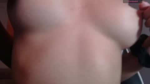 Snapshot of tyna_ch chatting on July 2026 12:57:01 AM TYNA online show from July 2026 12:57:01 AM