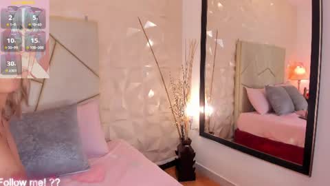 tynnafoxx online show from July 2026 08:08:01 PM