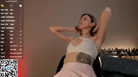 Snapshot of tyty_pupu chatting on February 2026 05:42:02 PM Christine 3 Next broadcast tomorrow at 2100 GMT 5 online show from February 2026 05:42:02 PM