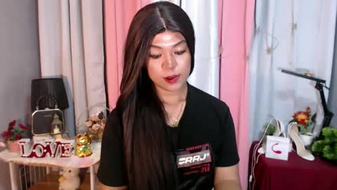 Snapshot of ugly_asianlover chatting on December 2024 07:16:02 PM rechelle online show from December 2024 07:16:02 PM