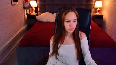 Ulia online show from February 2026 05:08:02 AM