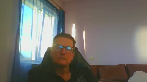 ulmeni7 online show from October 2025 02:50:01 PM