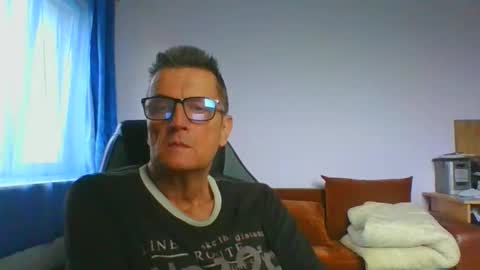 Snapshot of ulmeni7 chatting on June 2026 02:41:02 PM ulmeni7 online show from June 2026 02:41:02 PM