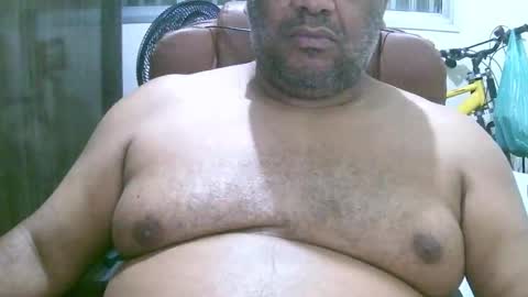 ulmo_br online show from September 2025 12:43:01 AM