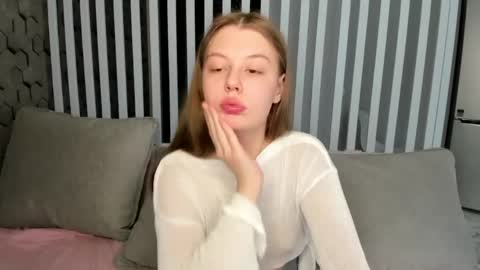 Melena online show from April 2026 02:50:02 AM