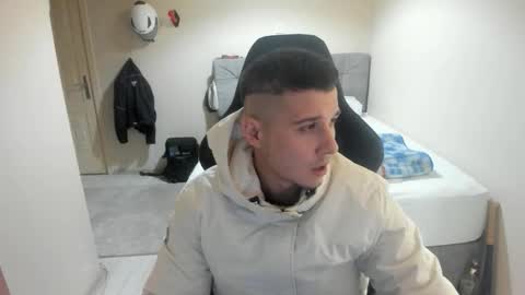 hi im mike tyson -  online show from October 2025 08:58:01 PM