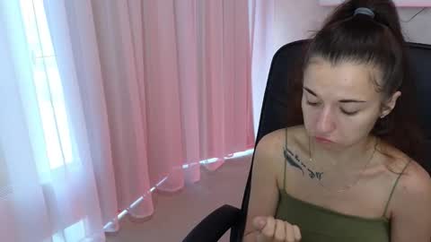 Ulyana online show from September 2025 04:49:02 AM