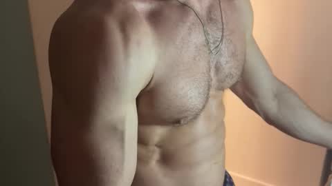 Um CM online show from March 2026 11:53:02 PM