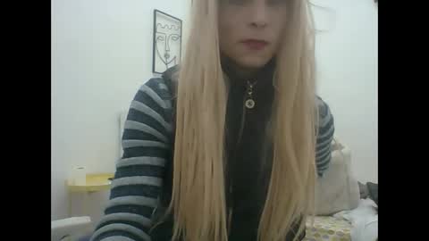 Snapshot of unadiosa chatting on February 2026 06:00:02 PM unadiosa online show from February 2026 06:00:02 PM