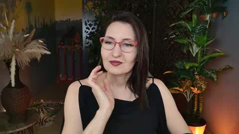 UnaTera online show from January 2026 09:25:01 AM