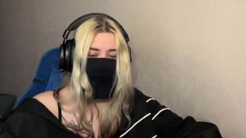 Snapshot of unaxyling chatting on February 2026 12:53:02 AM unaxyling online show from February 2026 12:53:02 AM