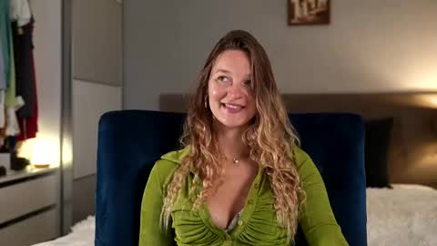 Snapshot of unbelievable__ chatting on September 2025 04:05:02 AM Sasha online show from September 2025 04:05:02 AM